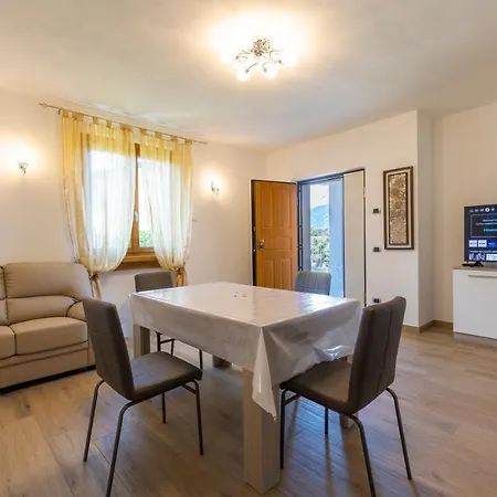 With Garden And Parking *