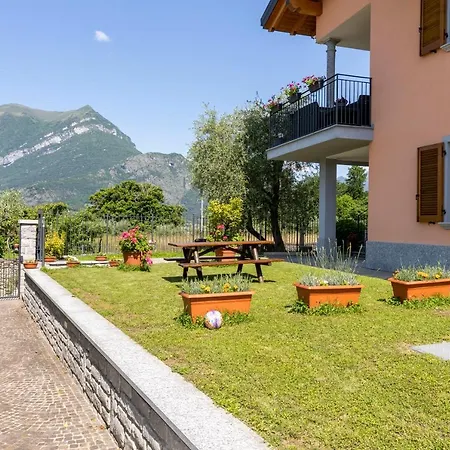 Lejlighed With Garden And Parking Bellagio