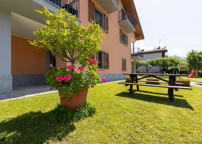 With Garden And Parking Apartment Bellagio