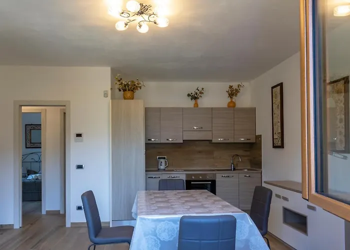 With Garden And Parking Apartment Bellagio