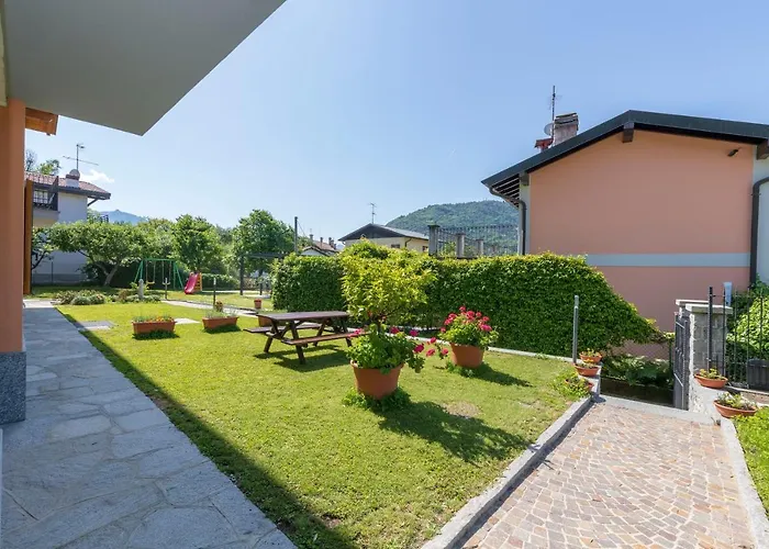 With Garden And Parking Apartment