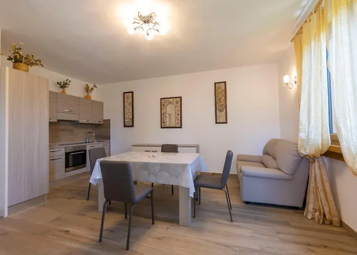 With Garden And Parking *