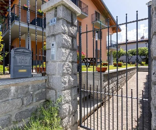 דירה With Garden And Parking *